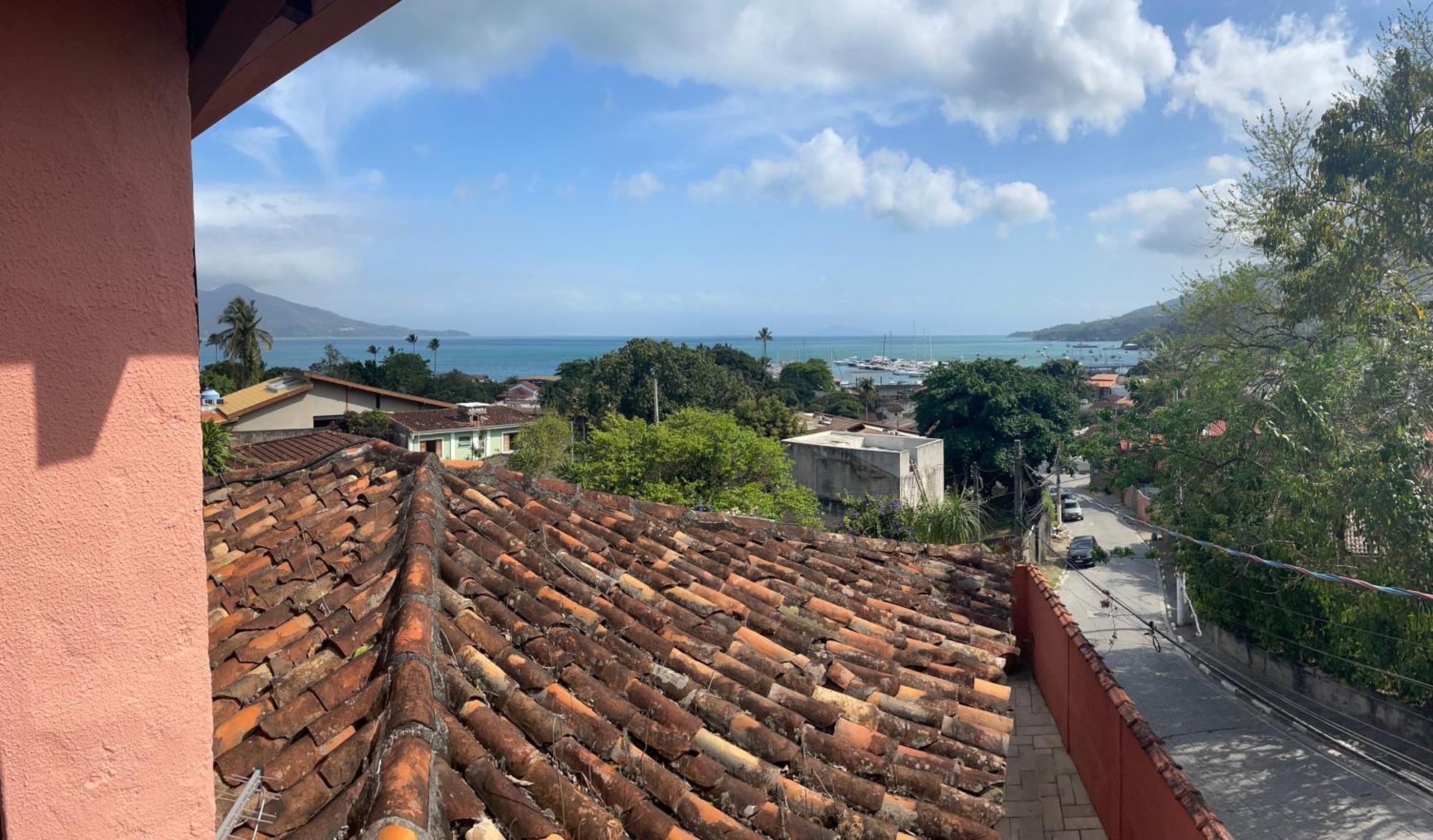 Apartamento Charmoso Com Vista Para O Mar Ilhabela Esterno foto